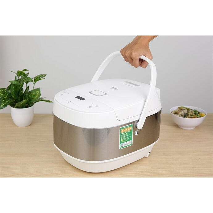 Nồi cơm điện tử Beko 1.8 lít RCM 50823W